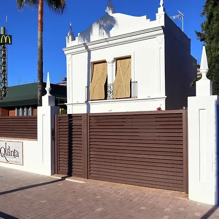 La Quinta Hacienda 公寓 *